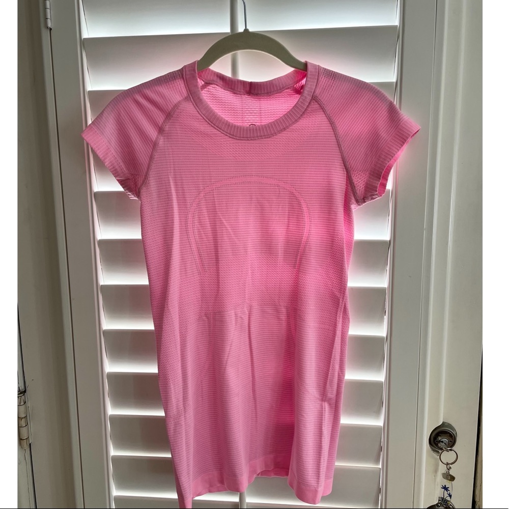Lululemon Swiftly Tech Short Sleeve